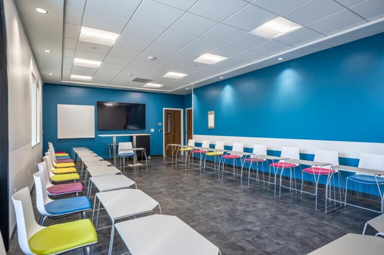 Teen-focused mental health treatment center in McKinney and Dallas area